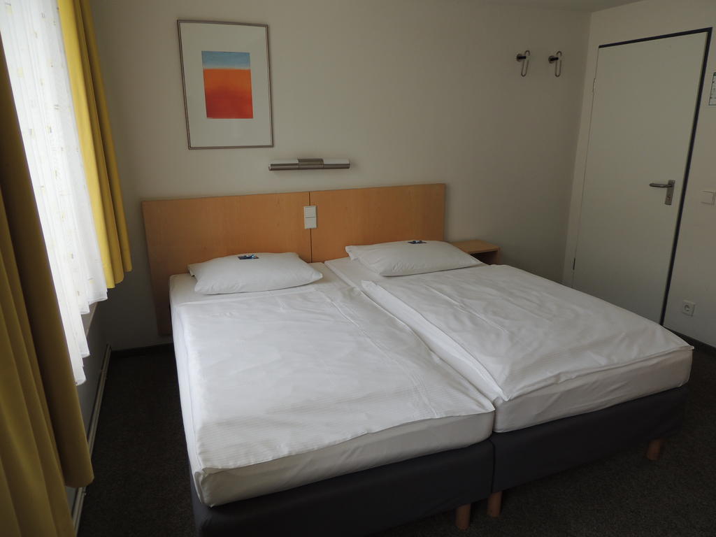 Cvjm Duesseldorf Hotel & Tagung Luaran gambar